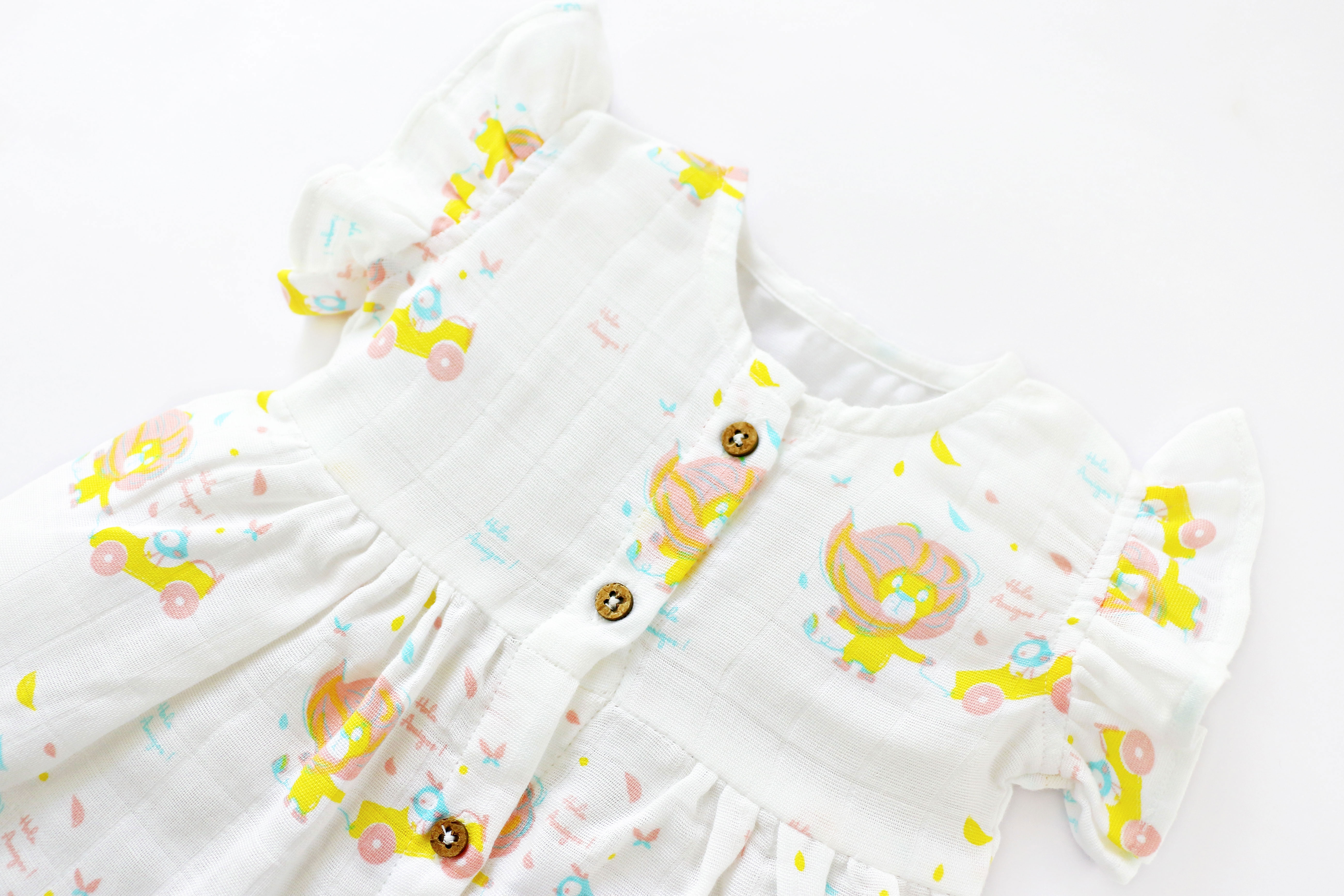 Lion & Bird in the wind - Muslin Baby Frock ( 0 to 3 years )