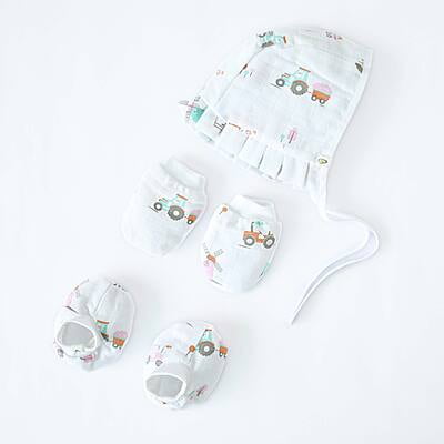 Baby Cap, Mittens and booties Set - Tiny Harvester (0 - 4 months)
